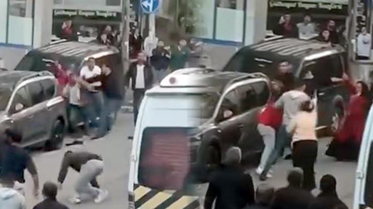 esenyurtta laf atma kavgasi iki aile birbirine girdi EutyamlZ.jpg