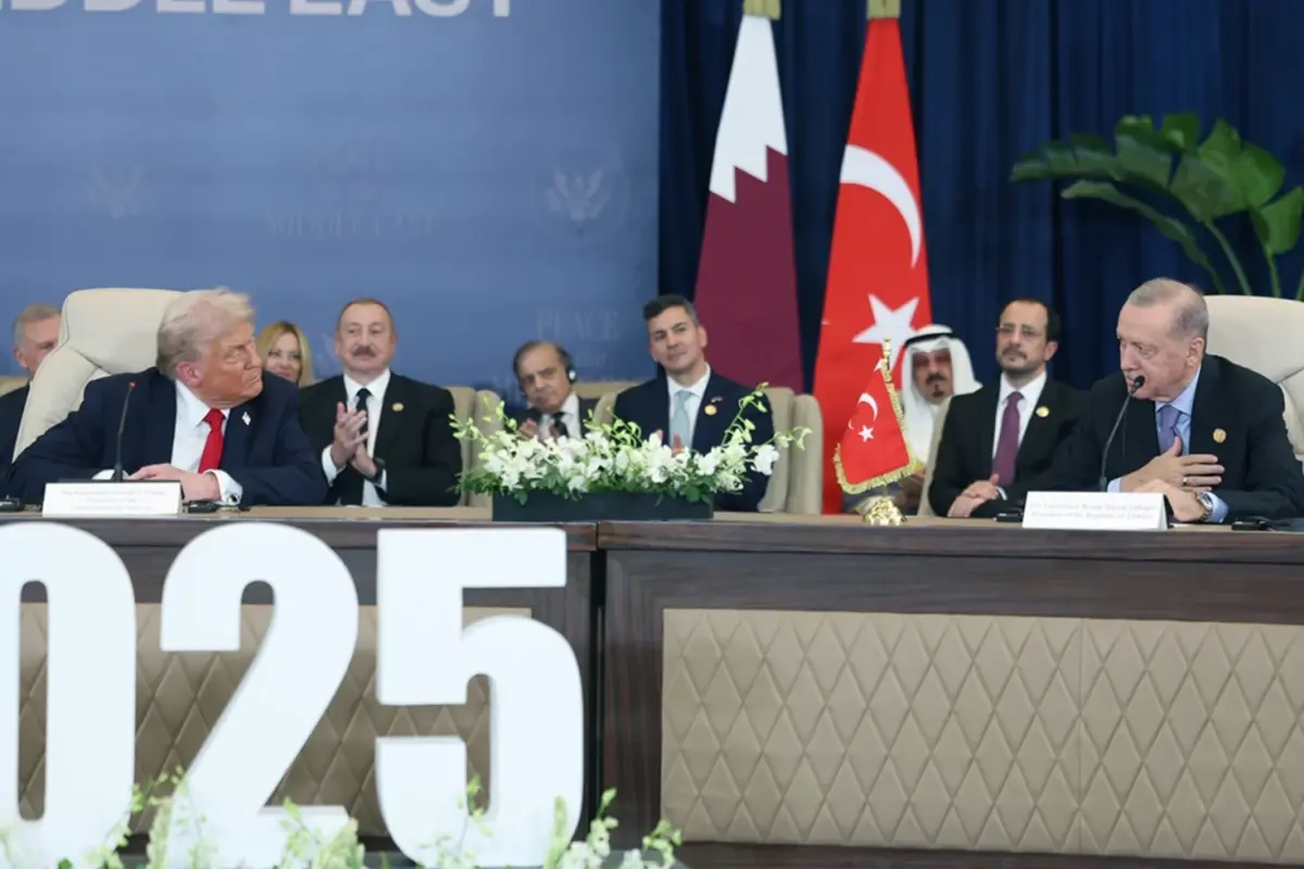 trumpin erdogan ovgusunu iki lider alkislamadi o anlar kamerada fyjjGW37.jpg