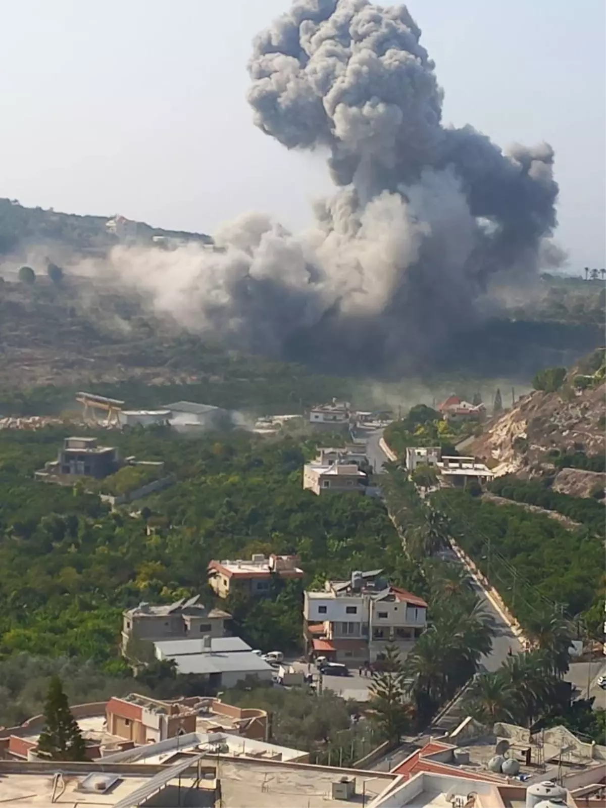 israilin sur kentine hava saldirisi 1QHxjCtr.jpg