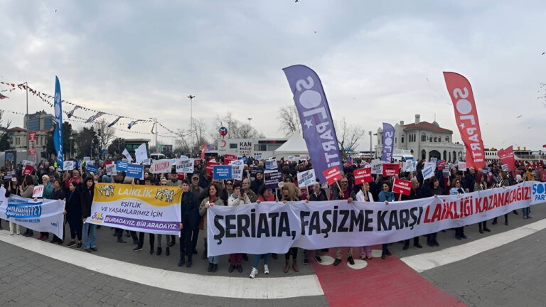 sol-parti-istanbul-il-orgutunden-dayanisma-cagrisi-laikligi-savunmak-suc-degildir-eK52KcJn