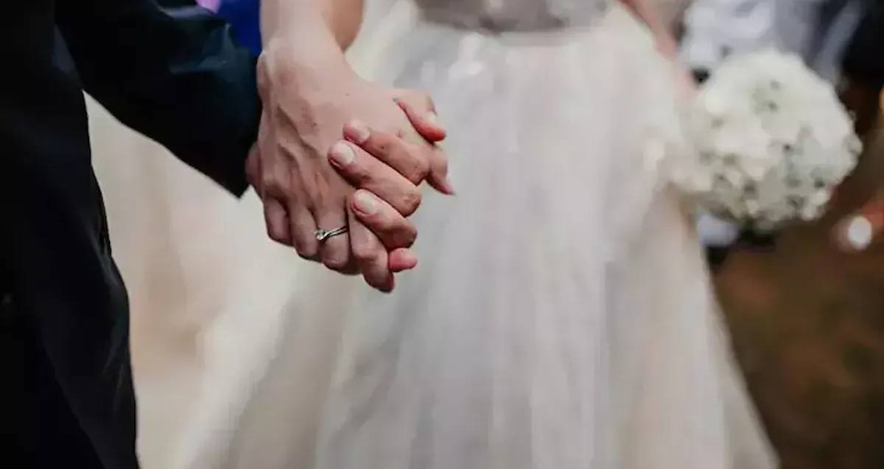 Devlet çöpçatanlık işine girdi: Yüzlerce çift bu yöntemle nikah masasına oturdu Haber gorseli