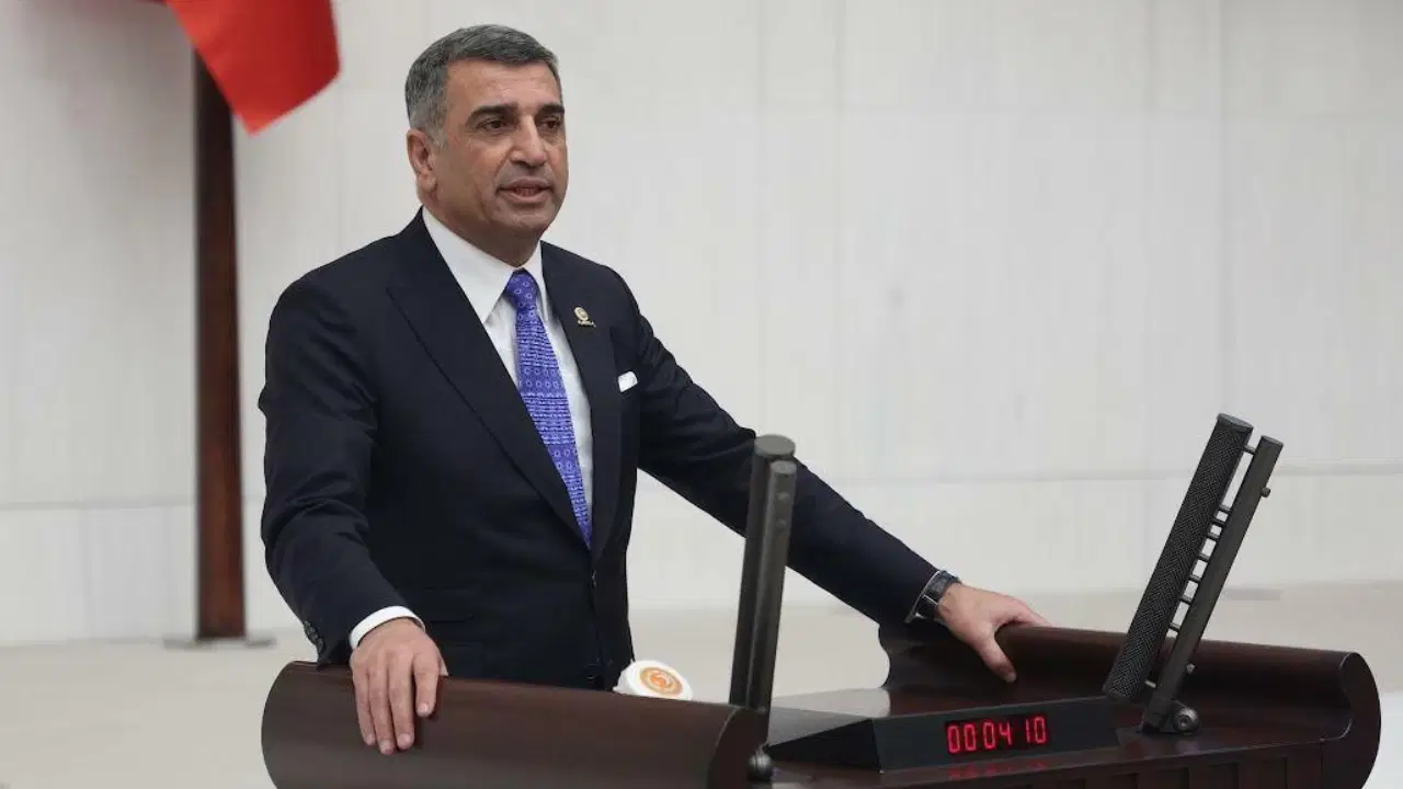 CHP’li Erol’dan kurultay açıklaması: ‘Yapılabilmesi ancak 38. Olağan Kurultay delegeleriyle mümkün’ Img